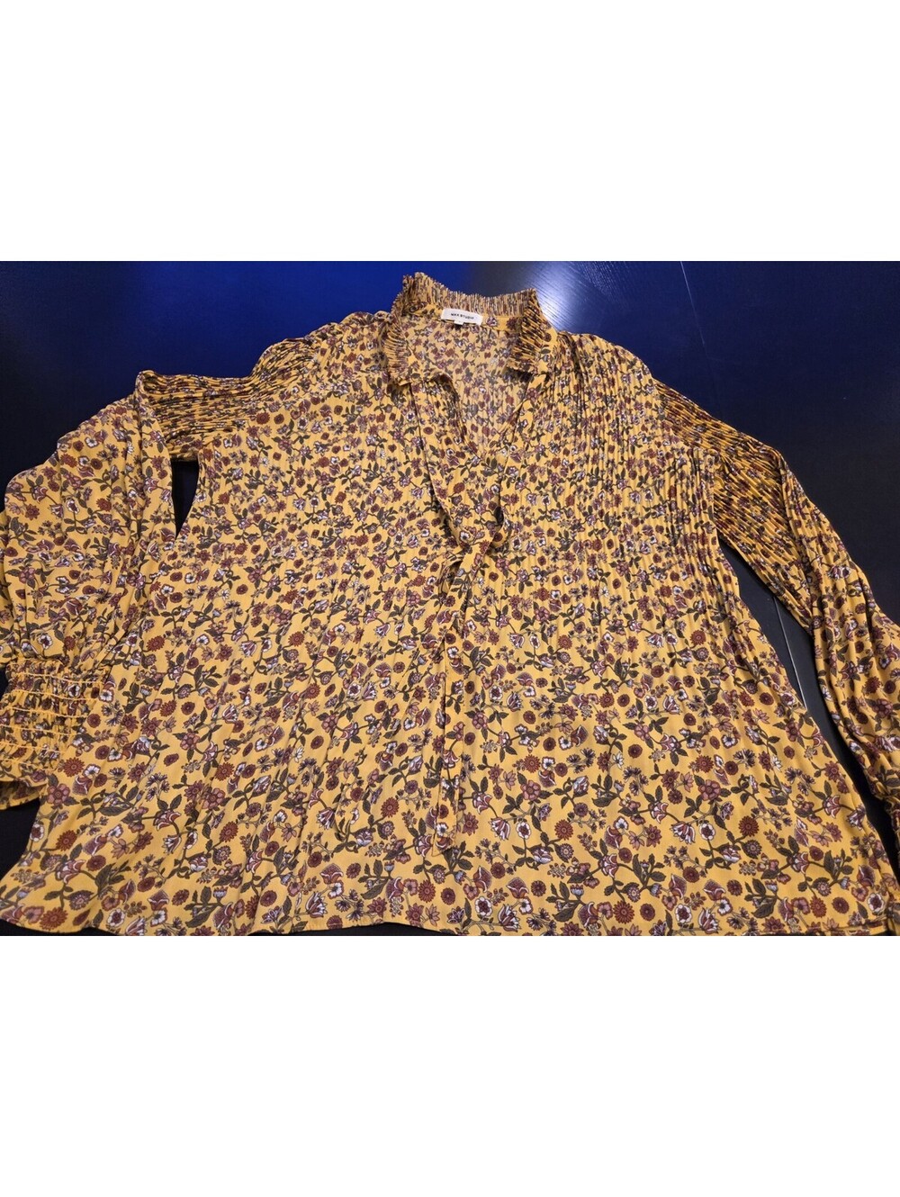 Rose & Olive Smocked Peasant Top Womens Size Small Mustard Gold Multi Floral
